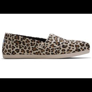 NEW Alpargata Leopard Toms